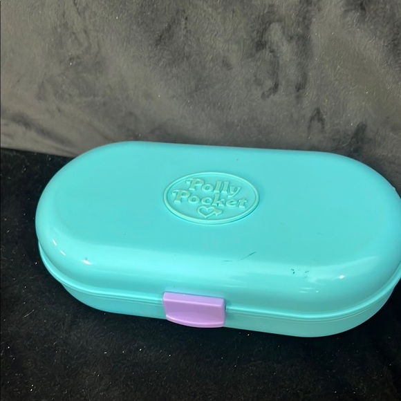 1992 Bluebird Polly Pocket Babysitting Stampin Playground one doll no babies - Picture 1 of 10